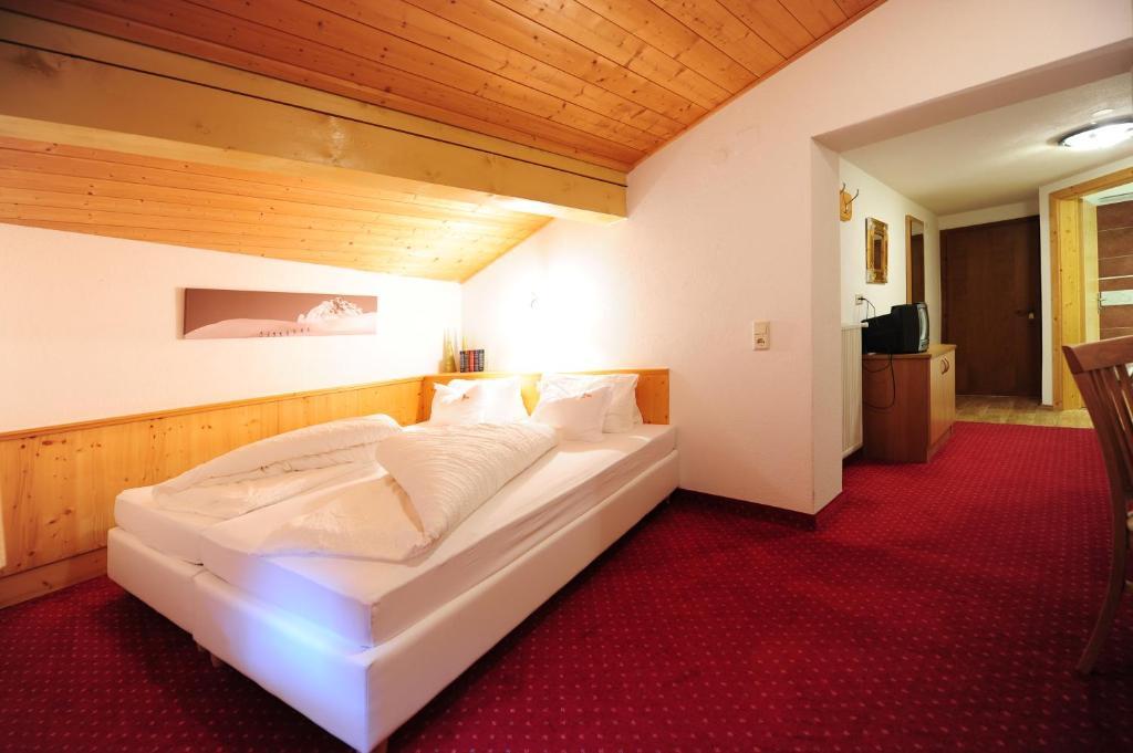 Hotel Toni Galtuer Room photo