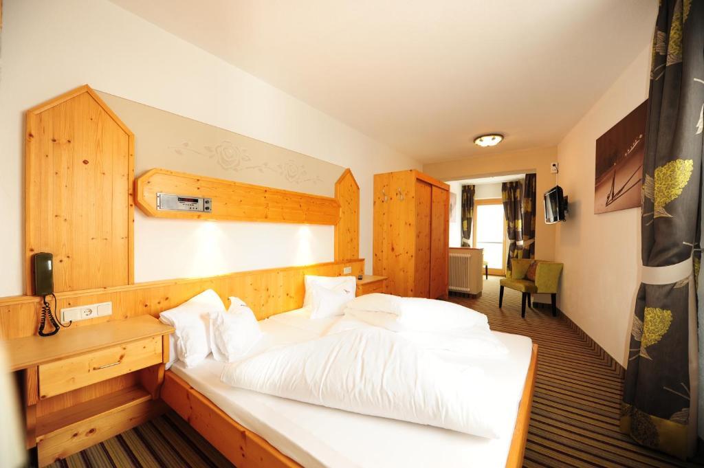Hotel Toni Galtuer Room photo
