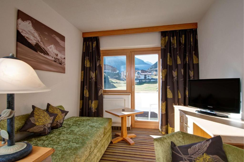 Hotel Toni Galtuer Room photo